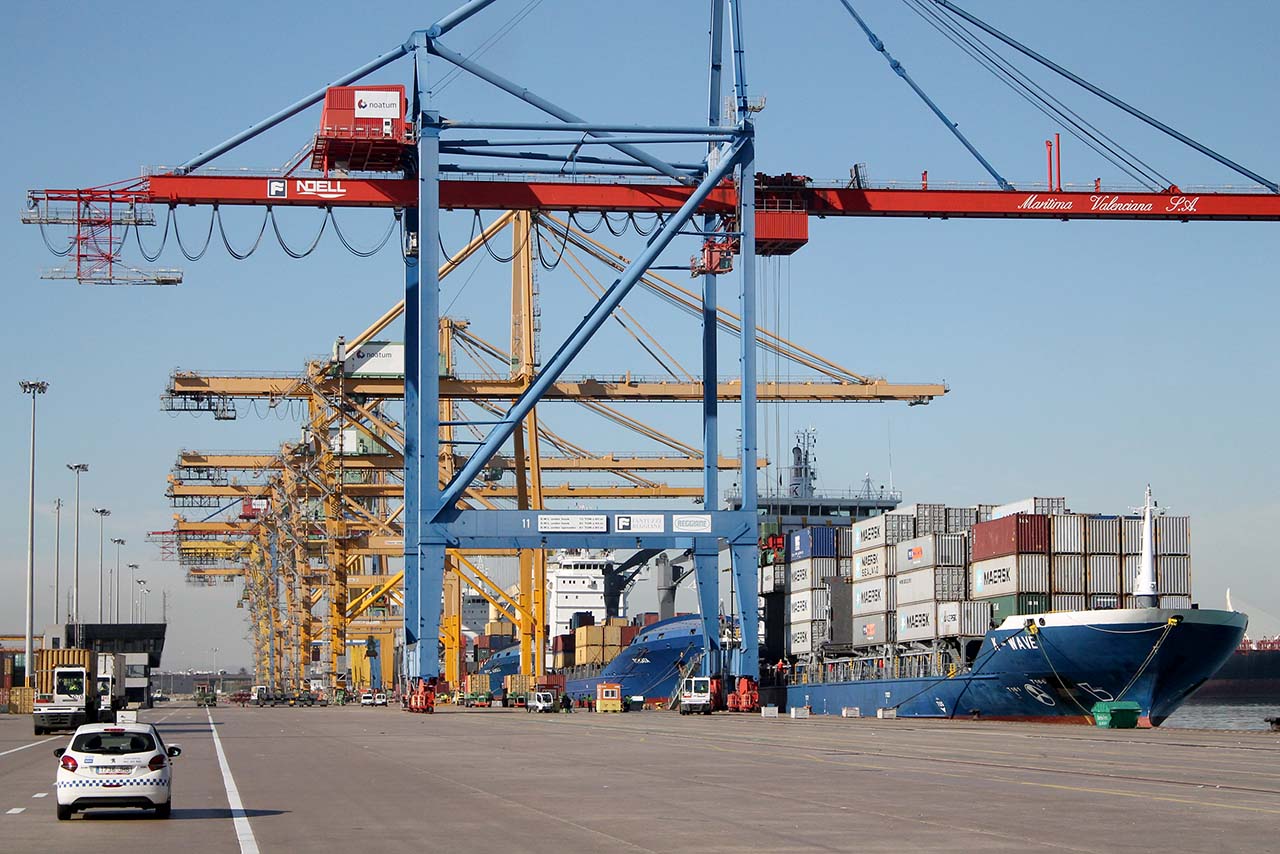 Terminal de contenedores del puerto de Valencia.