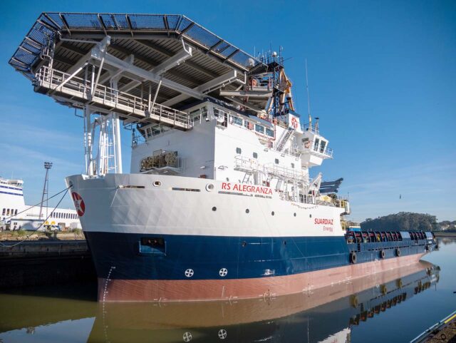 El nuevo de Suardiaz Energy, el RS Alegranza, en las instalaciones del astillero Astican, en Santander (Cantabria).