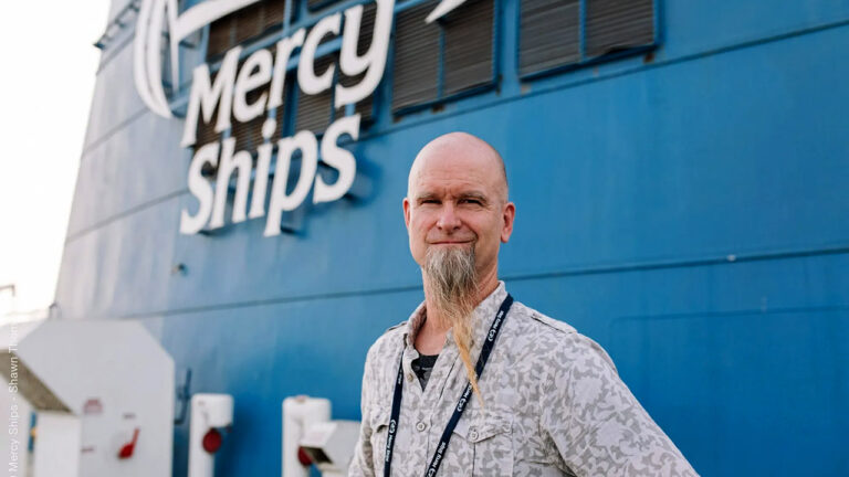 Bryce Wagner, director de alianzas globales de Mercy Ships.