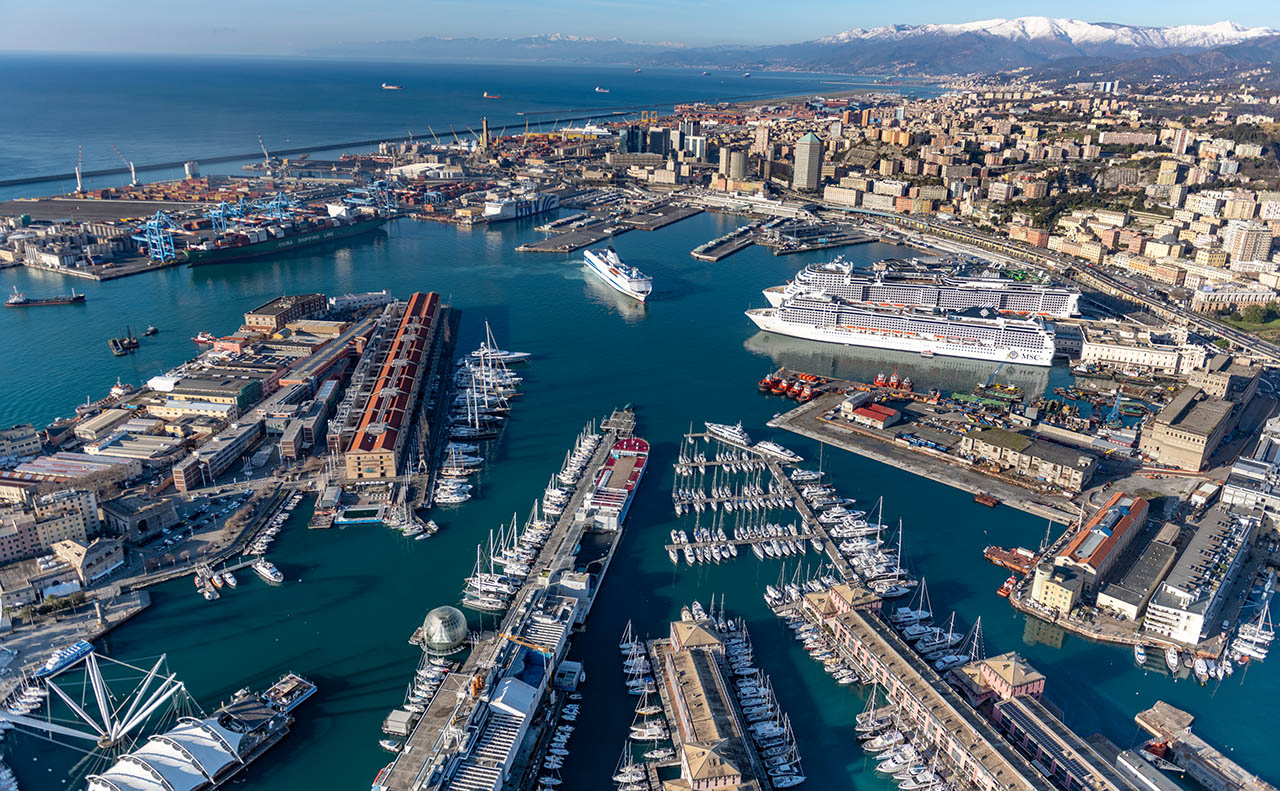 Imagen aérea del puerto antiguo de Génova, perteneciente a la Autoridad Portuaria del mar de Liguria Oriental.