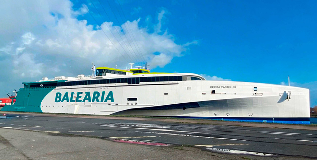 El Pepita Castellvi, trimarán recién incorporado a la flota de alta velocidad Baleària.