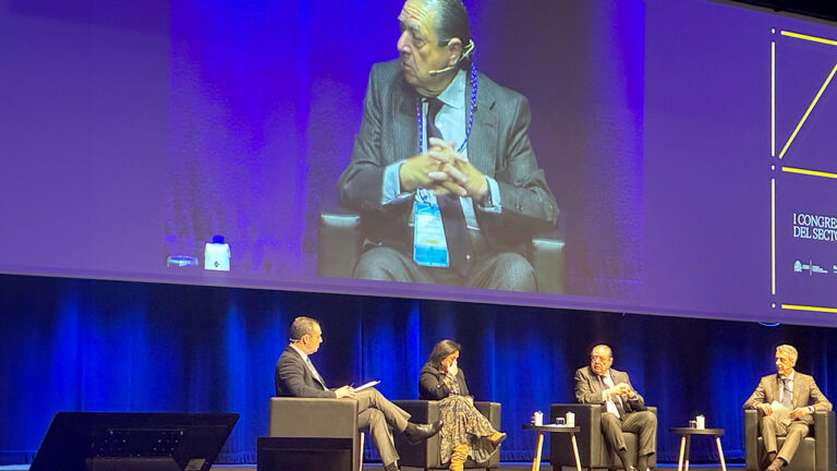 El presidente de ANAVE, Vicente Boluda Fos, durante su intervención en el primer Congreso del Sector Portuario, organizado por Puertos del Estado.