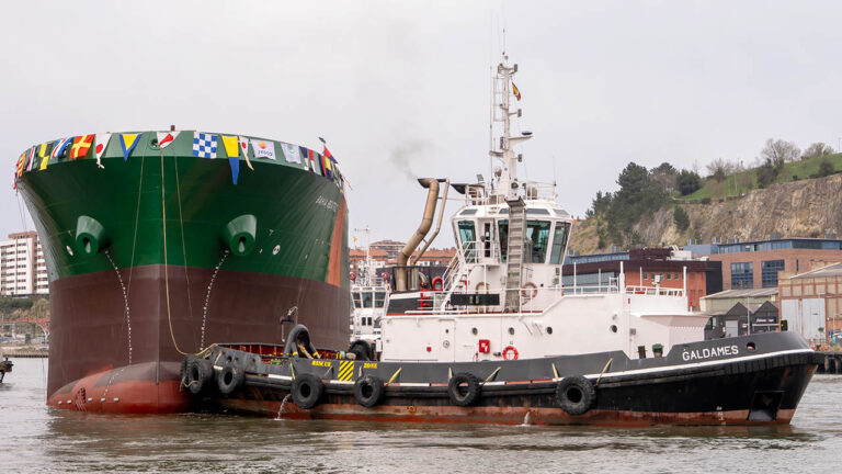 Botadura del Bahía Beatriz en las intalaciones de Astilleros de Murureta en Erandio, Vizcaya.