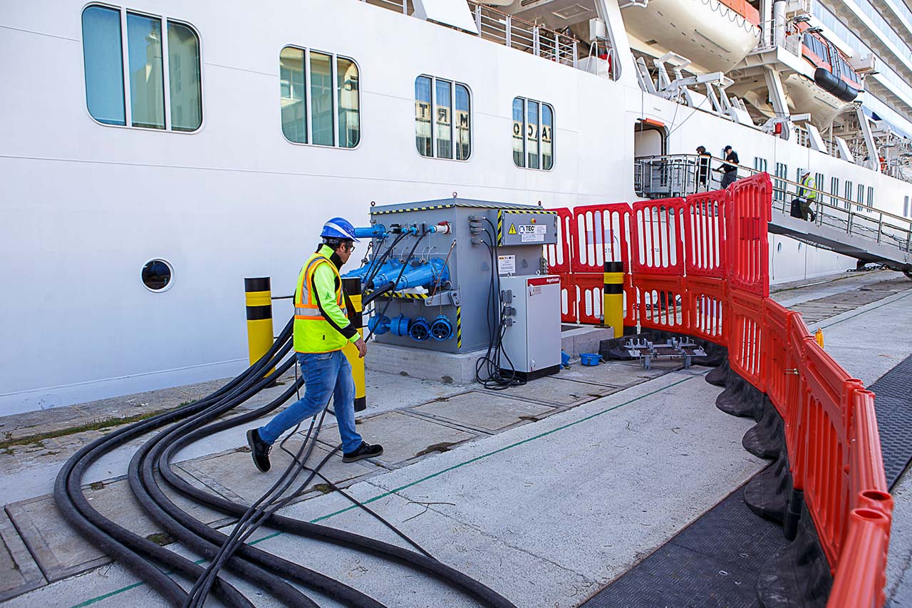 ops_cadiz El sistema OPS recién inagurado en la terminal de cruceros del muelle Alfonso XIII en el puerto de Cádiz / AP Cádiz.