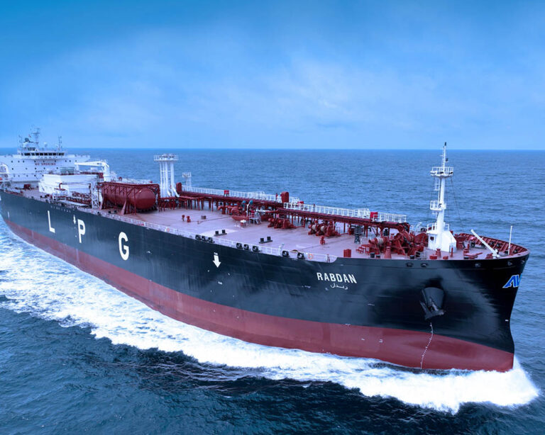 El VLGC Rabdan de la Abu Dhabi National Oil Company, una de las más afectadas por el cierre del estrecho de Ormuz.
