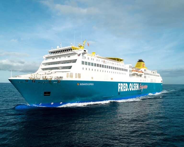 Buenavista Express, el buque de Fred. Olsen Express que conecta la Península con las islas Canarias.