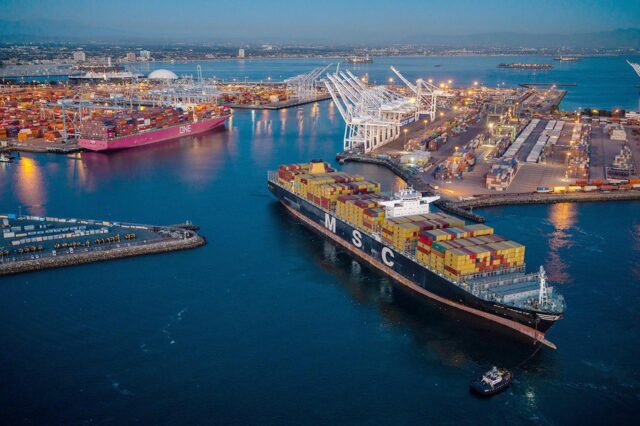 Terminal de contenedores del puerto californiano de Long Beach.