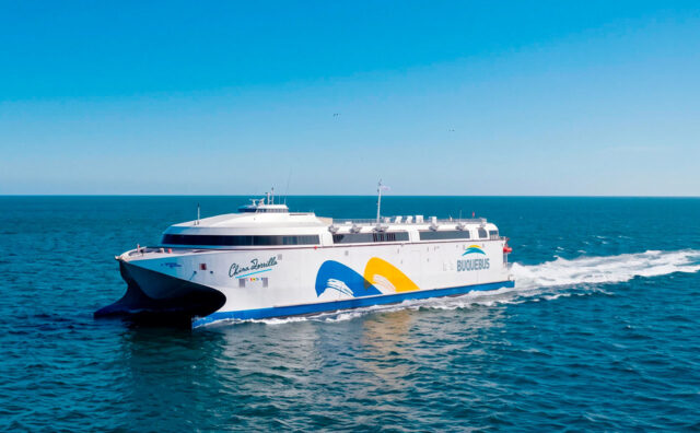 El ferry China Zorrilla de Buquebus conecta Argentina y Uruguay con propulsión exclusivamente eléctrica.
